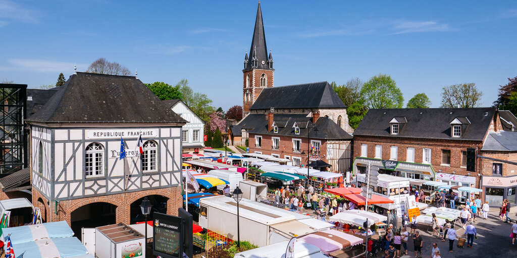 Marché du dimanche à Luneray, Pays de Caux